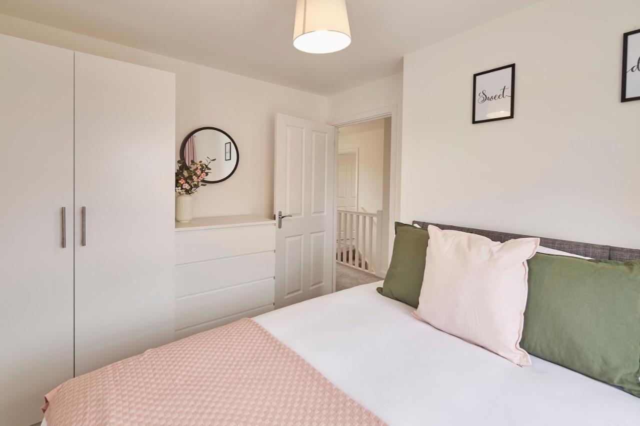 Host & Stay - Cayton Bay Cottage Zewnętrze zdjęcie